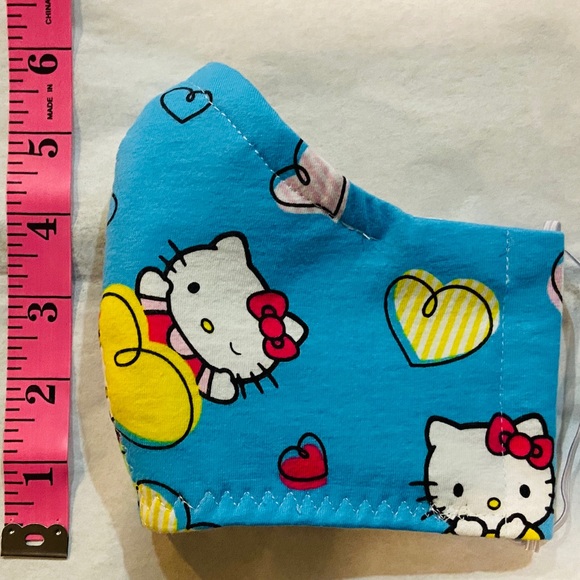 😷Handmade Hello Kitty Face Mask - Picture 4 of 5